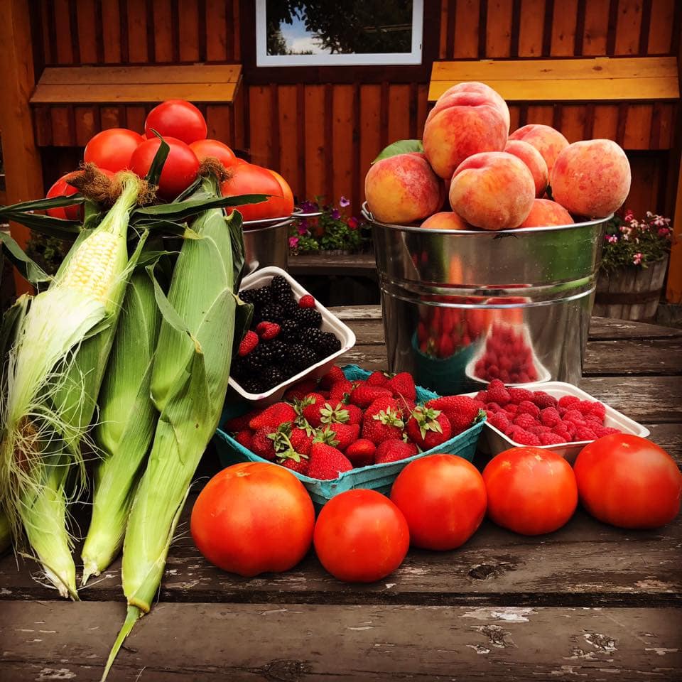 Donoray Farms Local Vegetable and Fruit Store in Kelowna BC